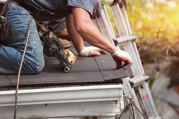 Best Commercial Roofing Services  in River Hills, WI